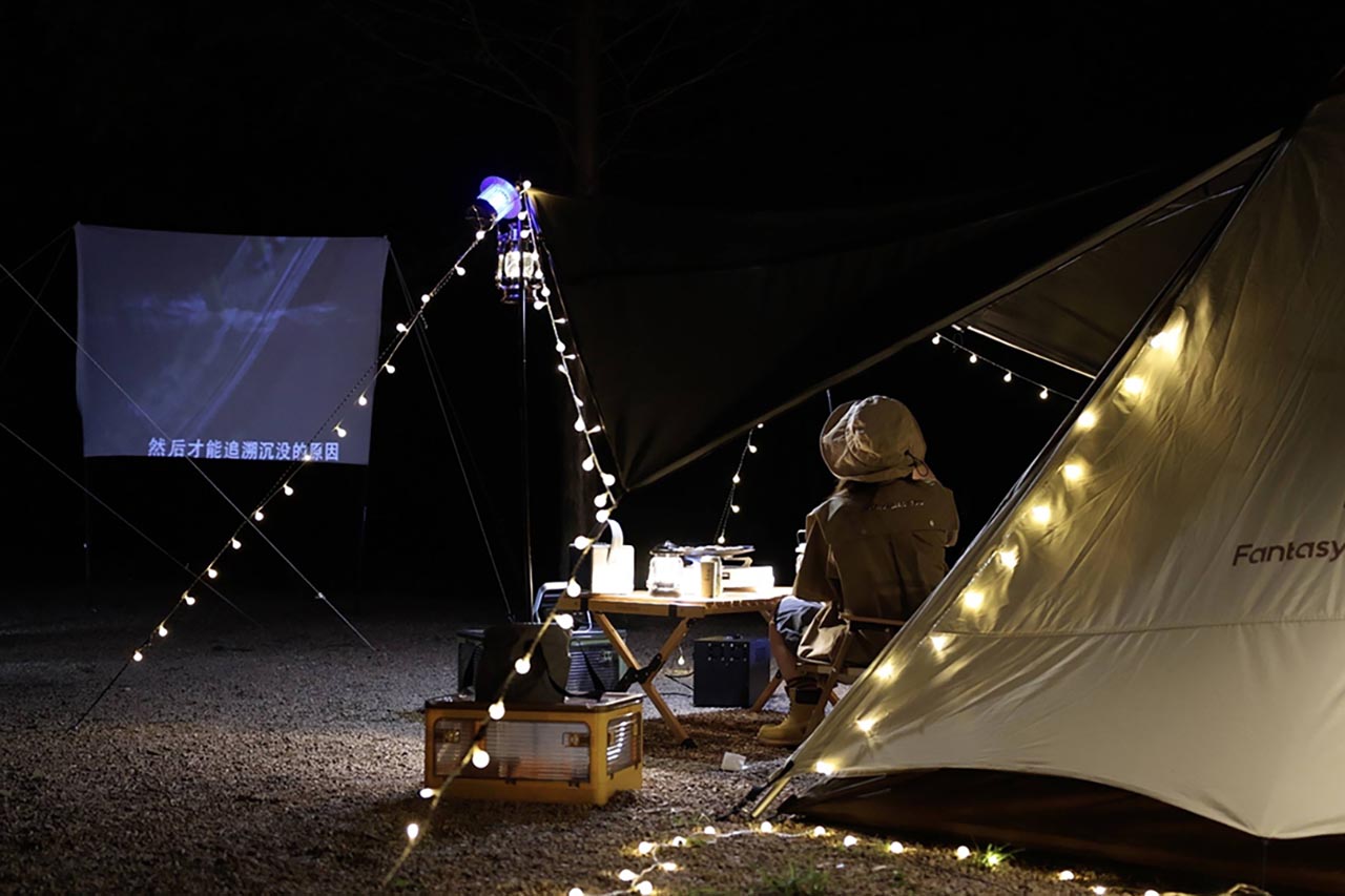 “围炉煮茶”何以这么火？露营民宿、周末流行的慢生活休闲方式